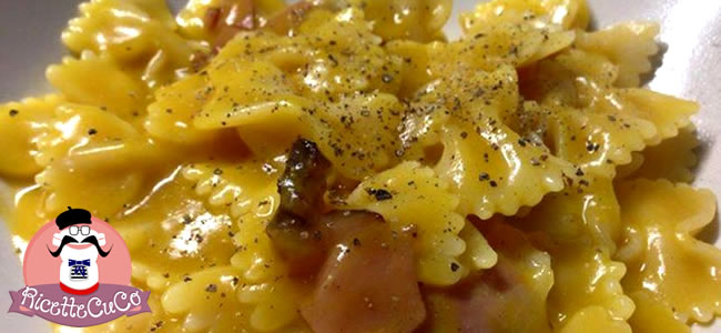 Farfalle risottate con zucca gialla e speck con il Cuisine Companion