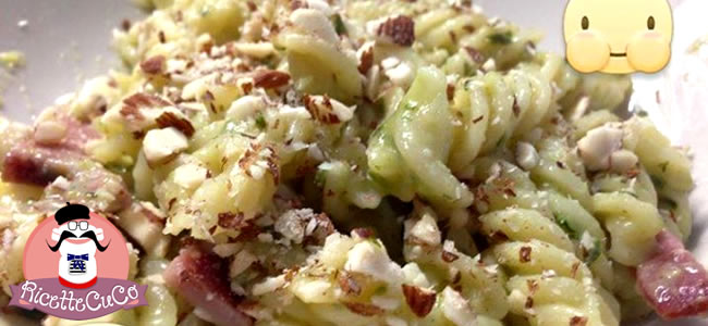 Fusilli risottati e croccanti con mandorle speck e zucchine con il Cuisine Companion ricettecuco bimby