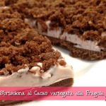 Cheesecake Sbrisolona al Cacao variegata alla Fragola, torta fredda senza cottura pronta in 15 minuti con il Cuisine Companion